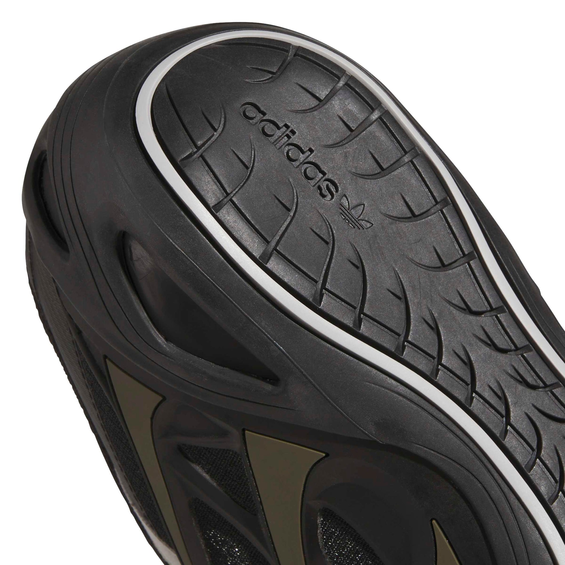 '+ Bad Bunny + Mercedes-AMG Petronas F1 Adiracer GT 'Branch Sand'